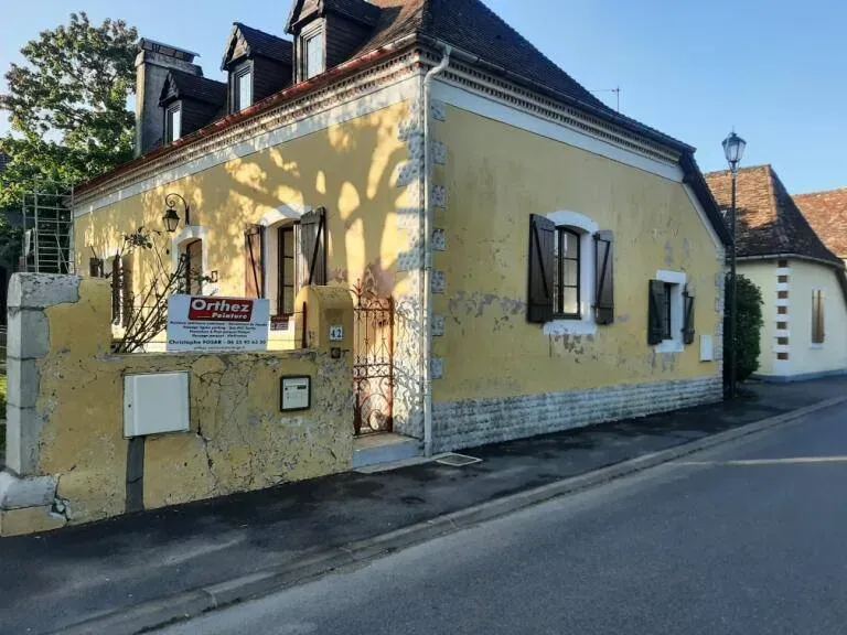 FACADE AVANT